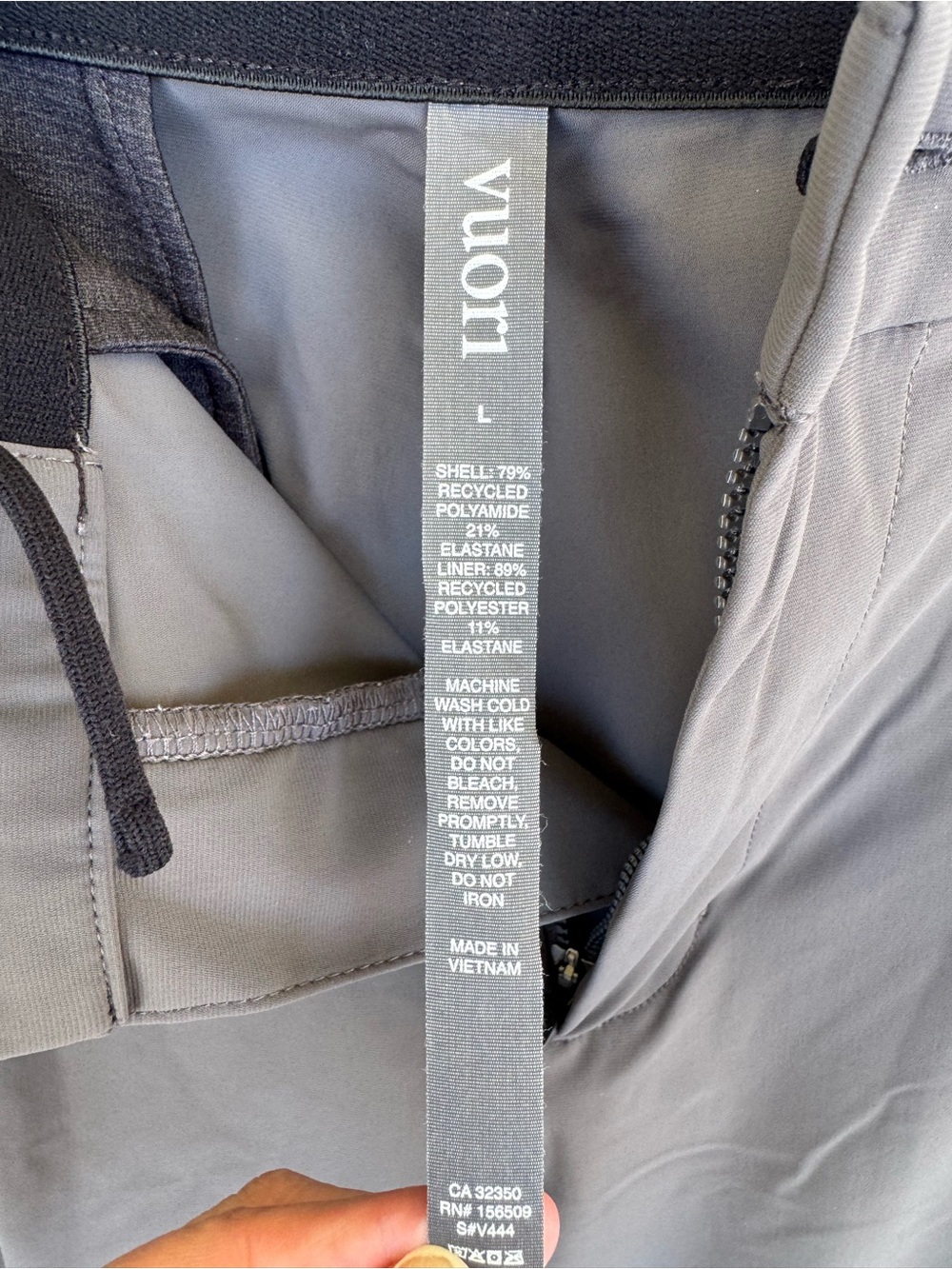 Vuori Men's Jogger Pants in Slate Gray - Picture 2 of 9